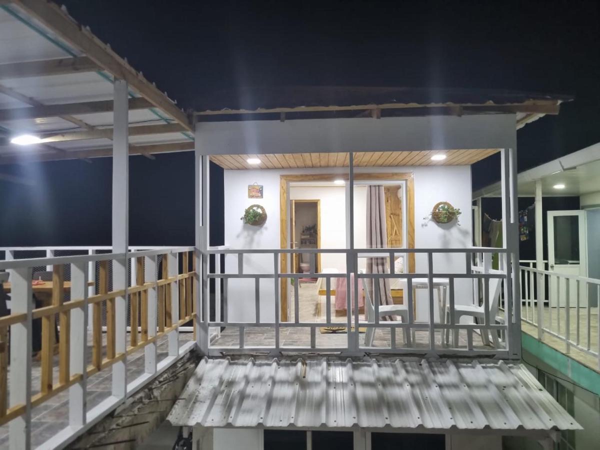 Posada Aleeny Providencia  エクステリア 写真